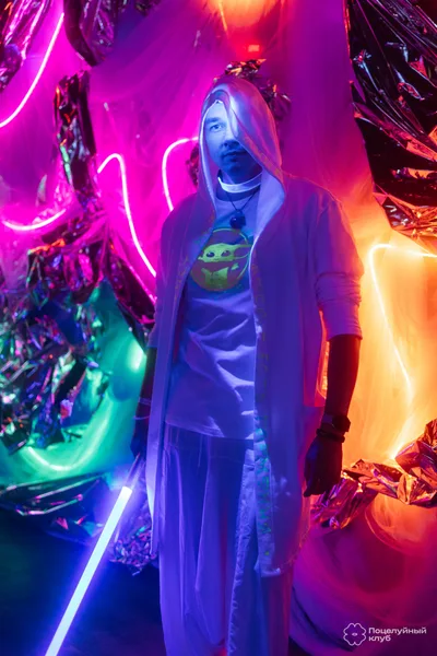 Поцелуйный Бар