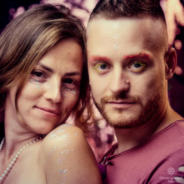 Поцелуйный Бар